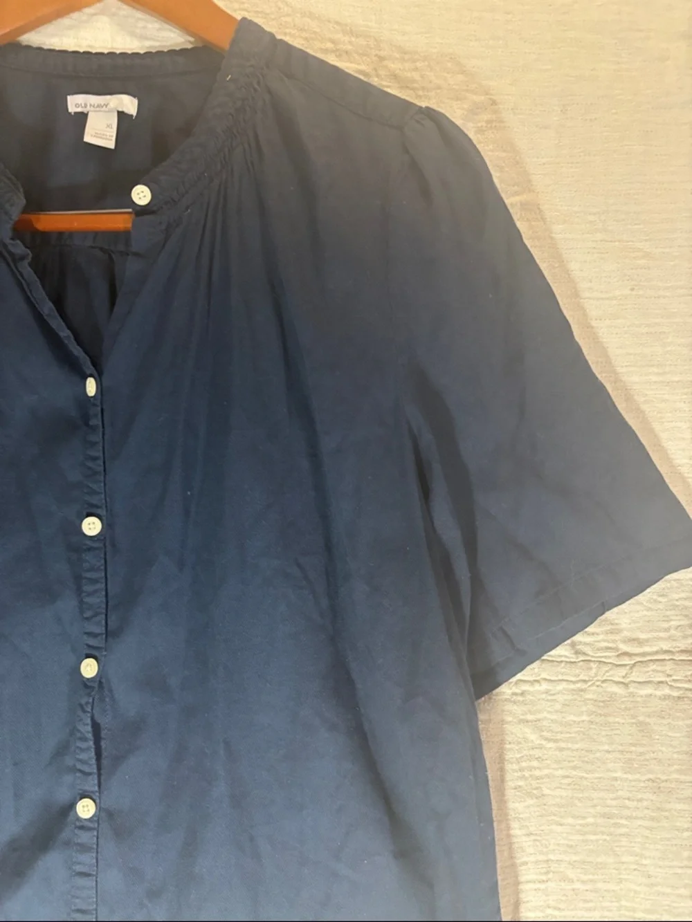 Old Navy Navy Short-Sleeve Button-Down Blouse 100% Cotton